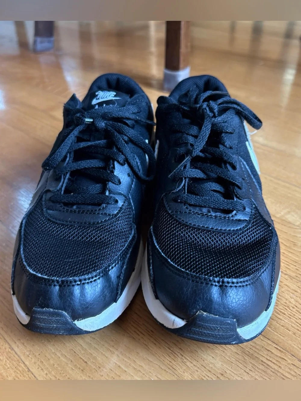 Nike Air Max Excee sneakers Shoes black and white Boys Girls Running Sz 5 Youth